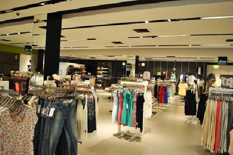 王屋商场里的店面怎么装修？